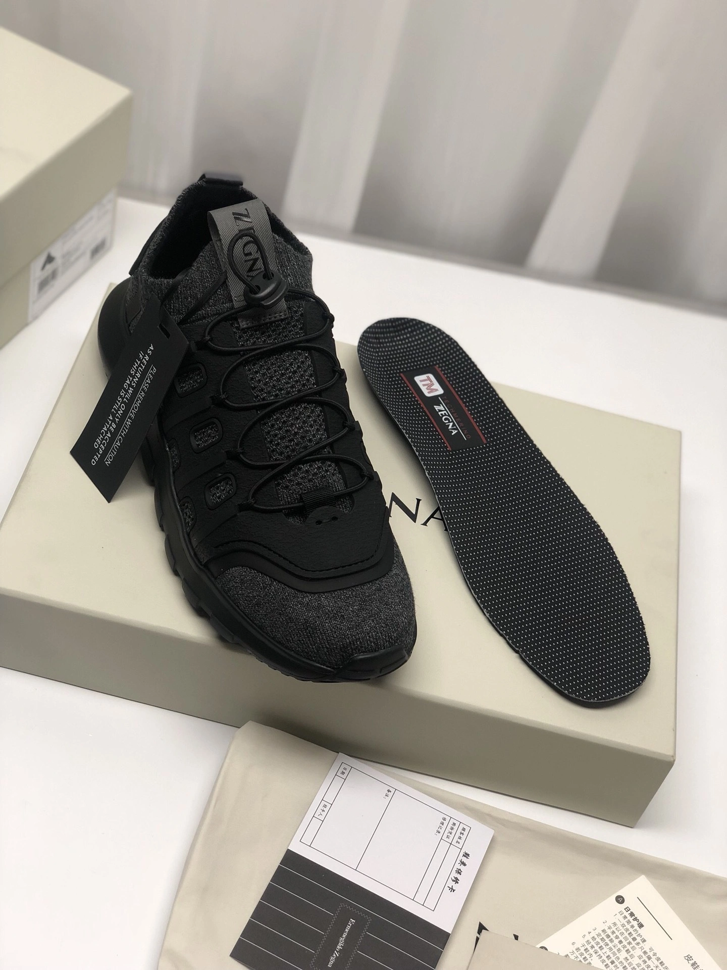 OOBB- TECHMERINO SOCK 2.0 item:B-X185H2040X